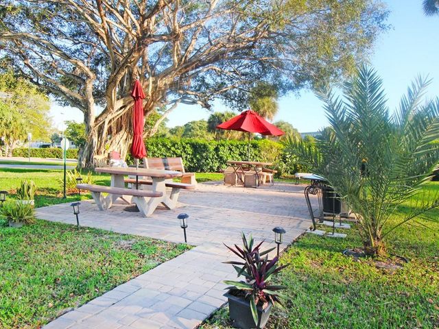 4006 Ellesmere A 4006, Deerfield Beach, FL 33442