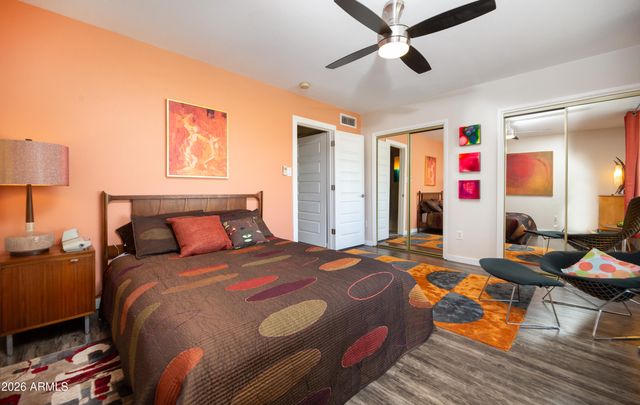 1057 E BUTLER Drive B4, Phoenix, AZ 85020