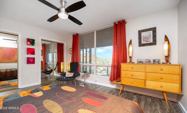 1057 E BUTLER Drive B4, Phoenix, AZ 85020