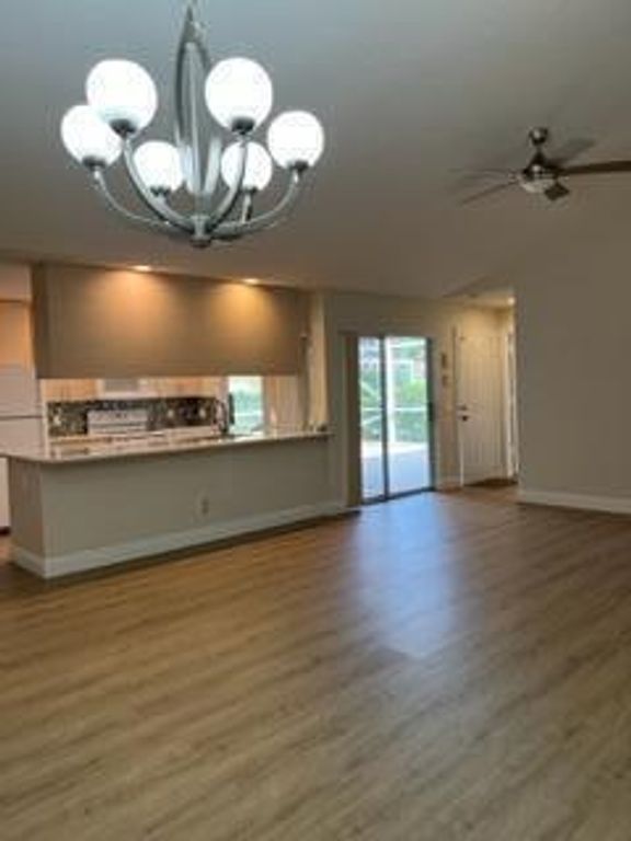 3558 Wildwood Forest Court A, West Palm Beach, FL 33403