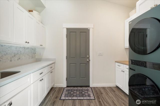 171 9th St NW, Carbonado, WA 98323