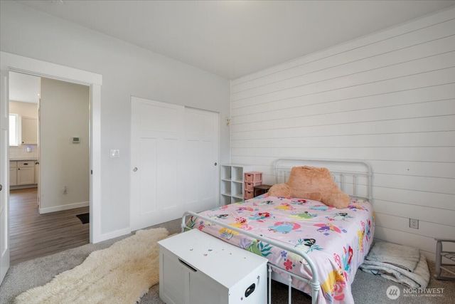 171 9th St NW, Carbonado, WA 98323