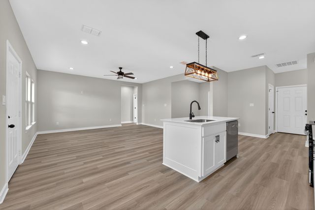 203 Toro Dr., Winona, TX 75792