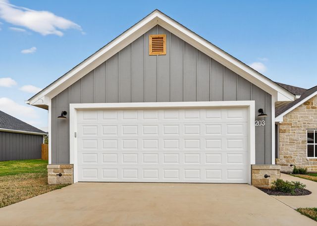 203 Toro Dr., Winona, TX 75792