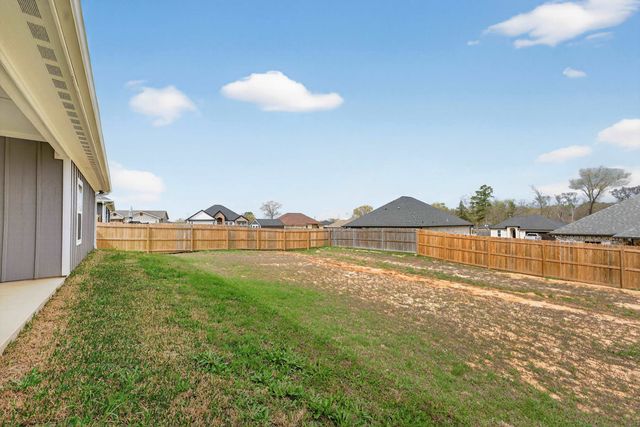 203 Toro Dr., Winona, TX 75792