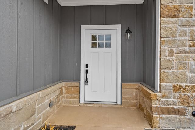 203 Toro Dr., Winona, TX 75792