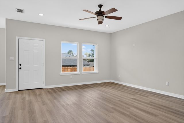 203 Toro Dr., Winona, TX 75792