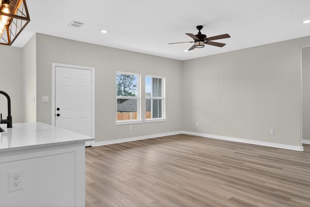 203 Toro Dr., Winona, TX 75792