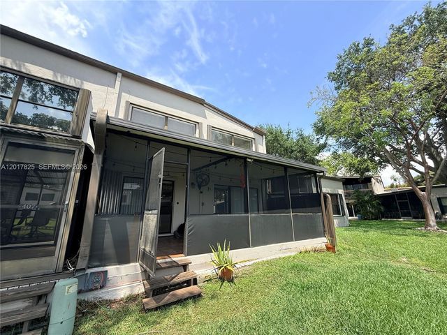 9717 N New River Canal Road 406, Plantation, FL 33324