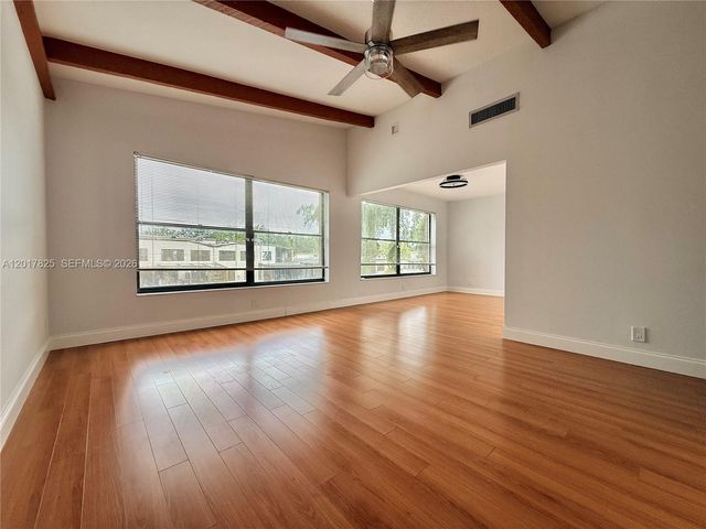 9717 N New River Canal Road 406, Plantation, FL 33324