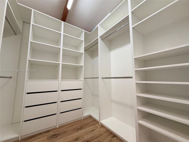 9717 N New River Canal Road 406, Plantation, FL 33324