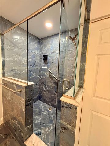 9717 N New River Canal Road 406, Plantation, FL 33324