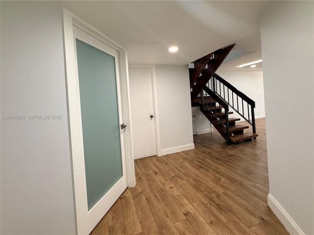 9717 N New River Canal Road 406, Plantation, FL 33324
