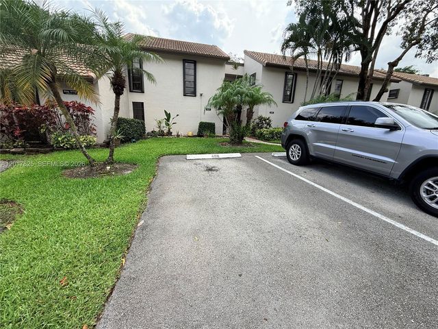 9717 N New River Canal Road 406, Plantation, FL 33324