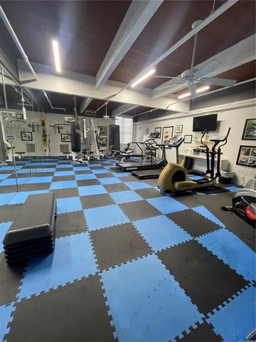 9717 N New River Canal Road 406, Plantation, FL 33324