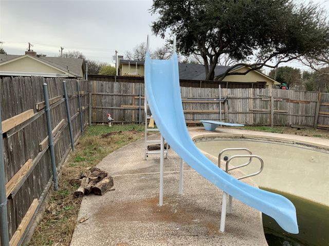 2150 Richwood Drive, Garland, TX 75044