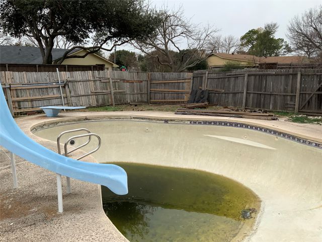 2150 Richwood Drive, Garland, TX 75044