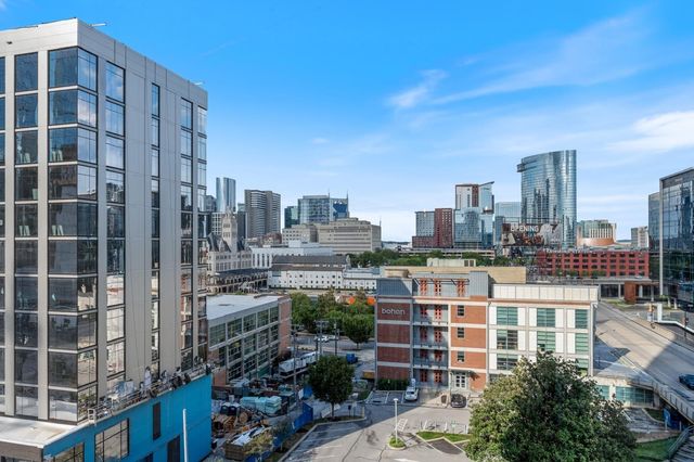 1212 Demonbreun St Apt 614, Nashville, TN 37203
