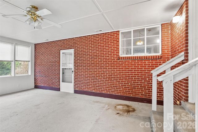 474 N Main Street, Mars Hill, NC 28754