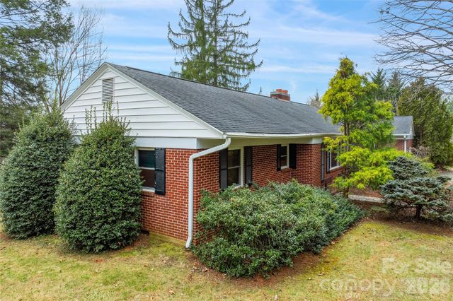 474 N Main Street, Mars Hill, NC 28754