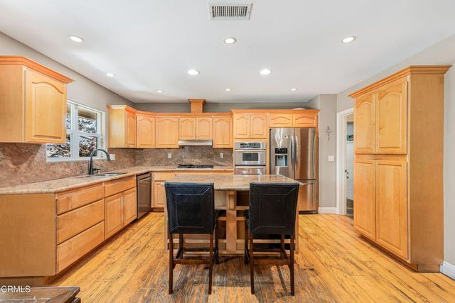 936 El Segundo Drive, Thousand Oaks, CA 91362