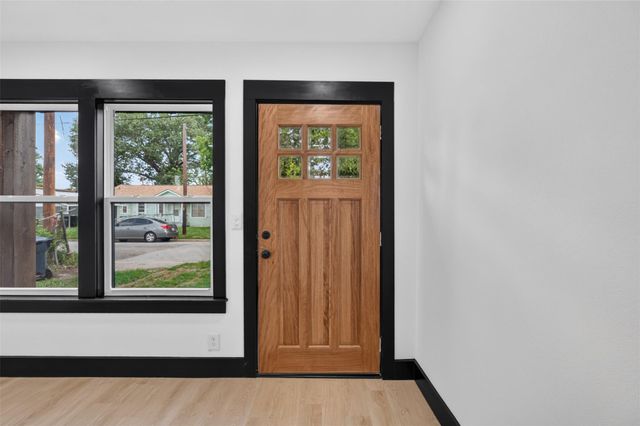 1506 Clay Street, Brenham, TX 77833