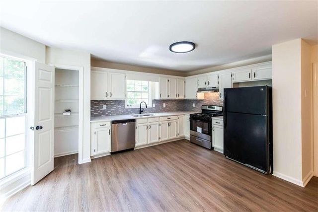 3742 Willow Tree Circle, Douglasville, GA 30135