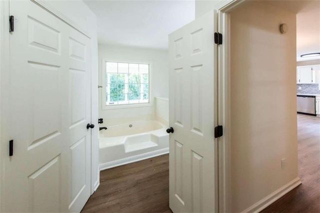3742 Willow Tree Circle, Douglasville, GA 30135
