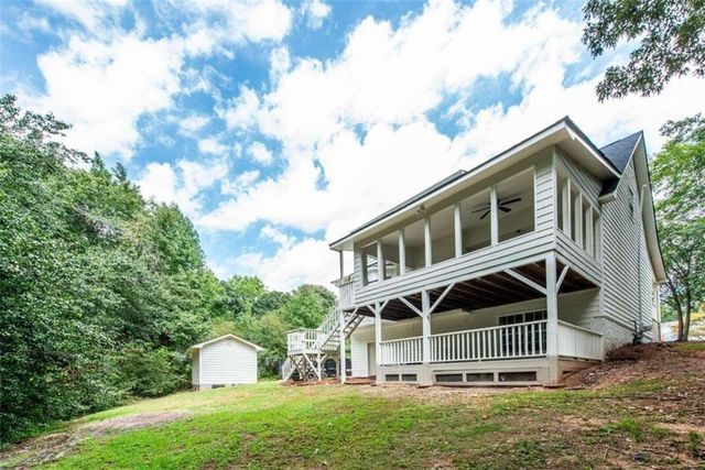 3742 Willow Tree Circle, Douglasville, GA 30135