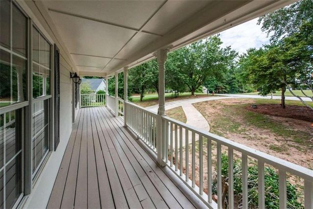 3742 Willow Tree Circle, Douglasville, GA 30135