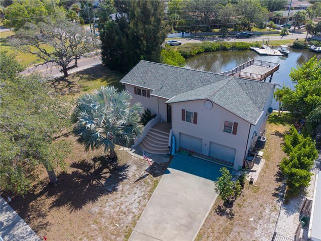 5 VENETIAN COURT, Tarpon Springs, FL 34689