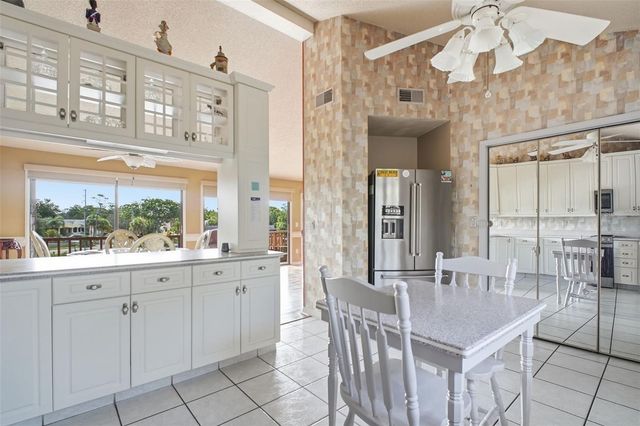 5 VENETIAN COURT, Tarpon Springs, FL 34689