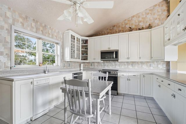 5 VENETIAN COURT, Tarpon Springs, FL 34689