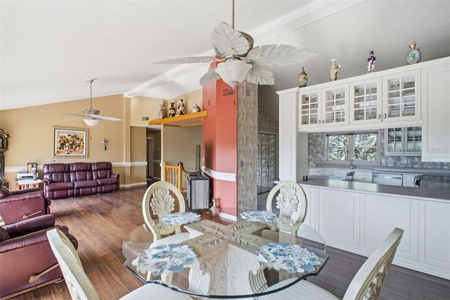 5 VENETIAN COURT, Tarpon Springs, FL 34689