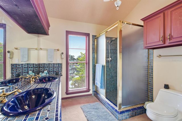 5 VENETIAN COURT, Tarpon Springs, FL 34689