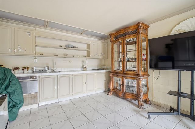 5 VENETIAN COURT, Tarpon Springs, FL 34689