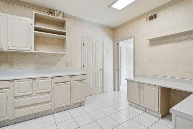 5 VENETIAN COURT, Tarpon Springs, FL 34689