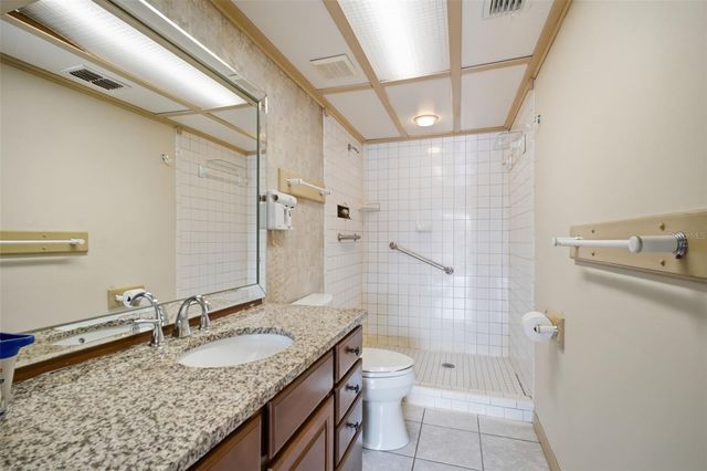 5 VENETIAN COURT, Tarpon Springs, FL 34689
