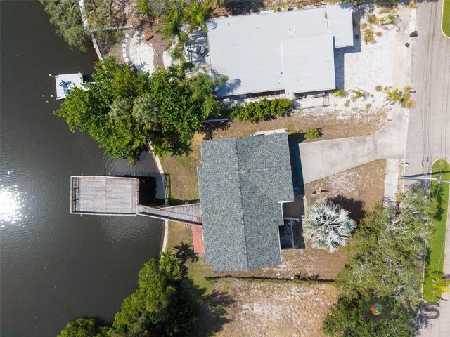 5 VENETIAN COURT, Tarpon Springs, FL 34689