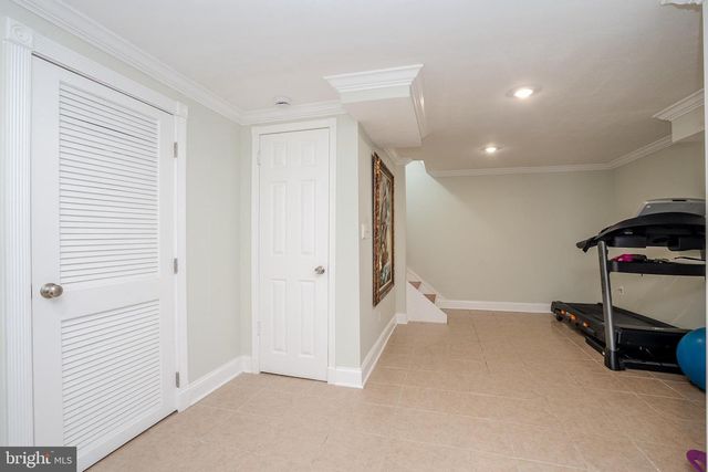 6 MILLSTONE DR, Cranbury, NJ 08512