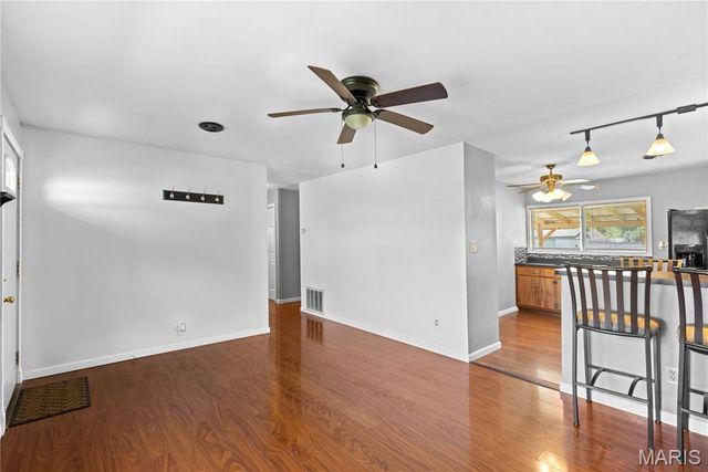 2404 Meadowlane Drive, Mitchell, IL 62040