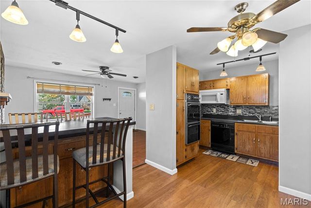 2404 Meadowlane Drive, Mitchell, IL 62040