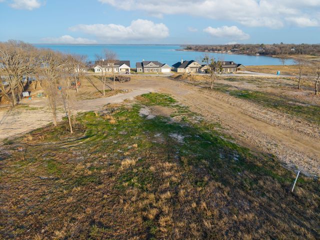 250 Caro Drive, West Tawakoni, TX 75474