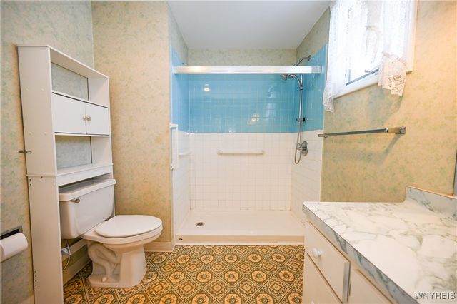 33 Owahn Place, Buffalo, NY 14210