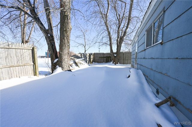 33 Owahn Place, Buffalo, NY 14210