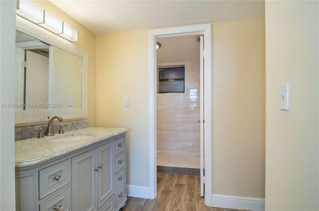 1100 Colony Point Circle 105, Pembroke Pines, FL 33026