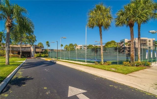 1100 Colony Point Circle 105, Pembroke Pines, FL 33026