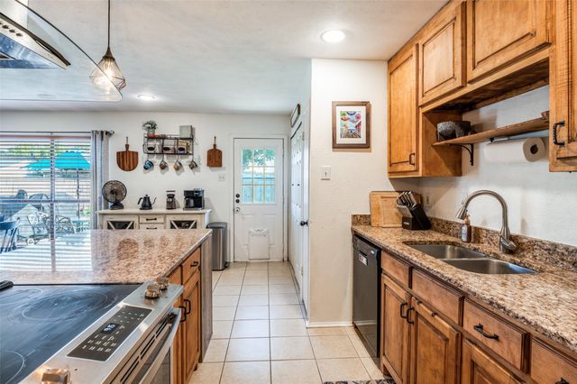 5209 Baker, The Colony, TX 75056