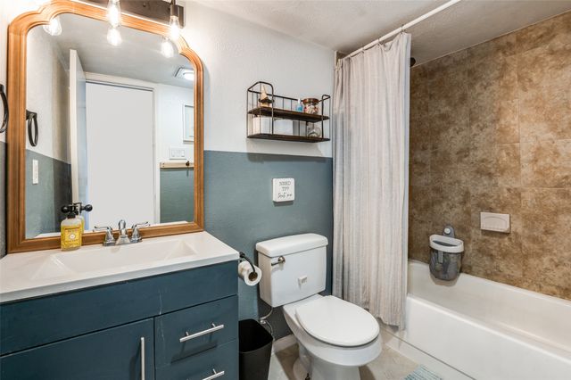 5209 Baker, The Colony, TX 75056