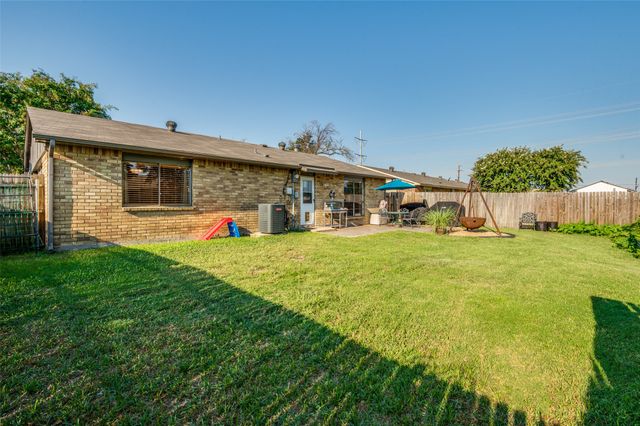 5209 Baker, The Colony, TX 75056